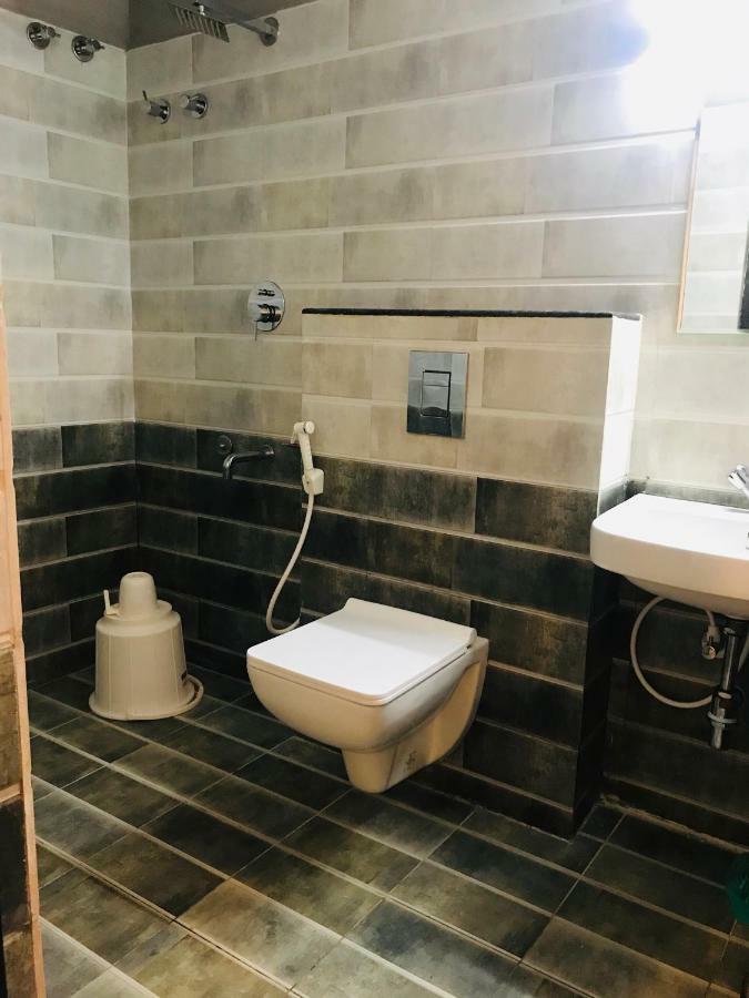 Sharada Residency Hotell Somvārpet Exteriör bild